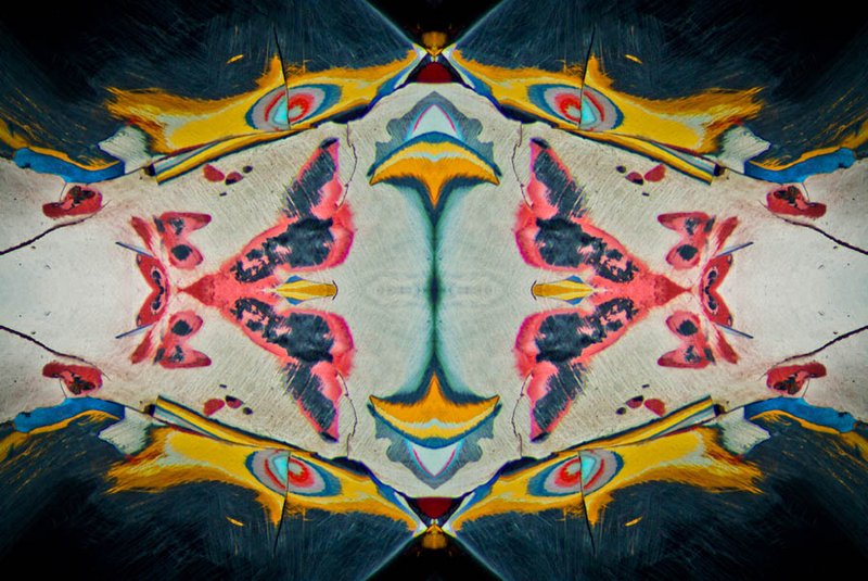 Illustration for article titled 10 Vivid Rorschach Tests, Made By Camera